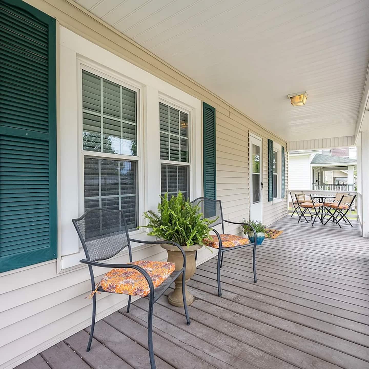 Campus Cottage