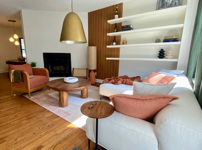 Luxury Home in Heart of Toronto gallery image 4