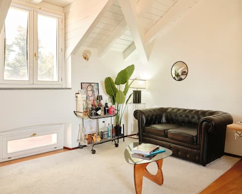 apartment with 2 bedrooms and 2 bathrooms