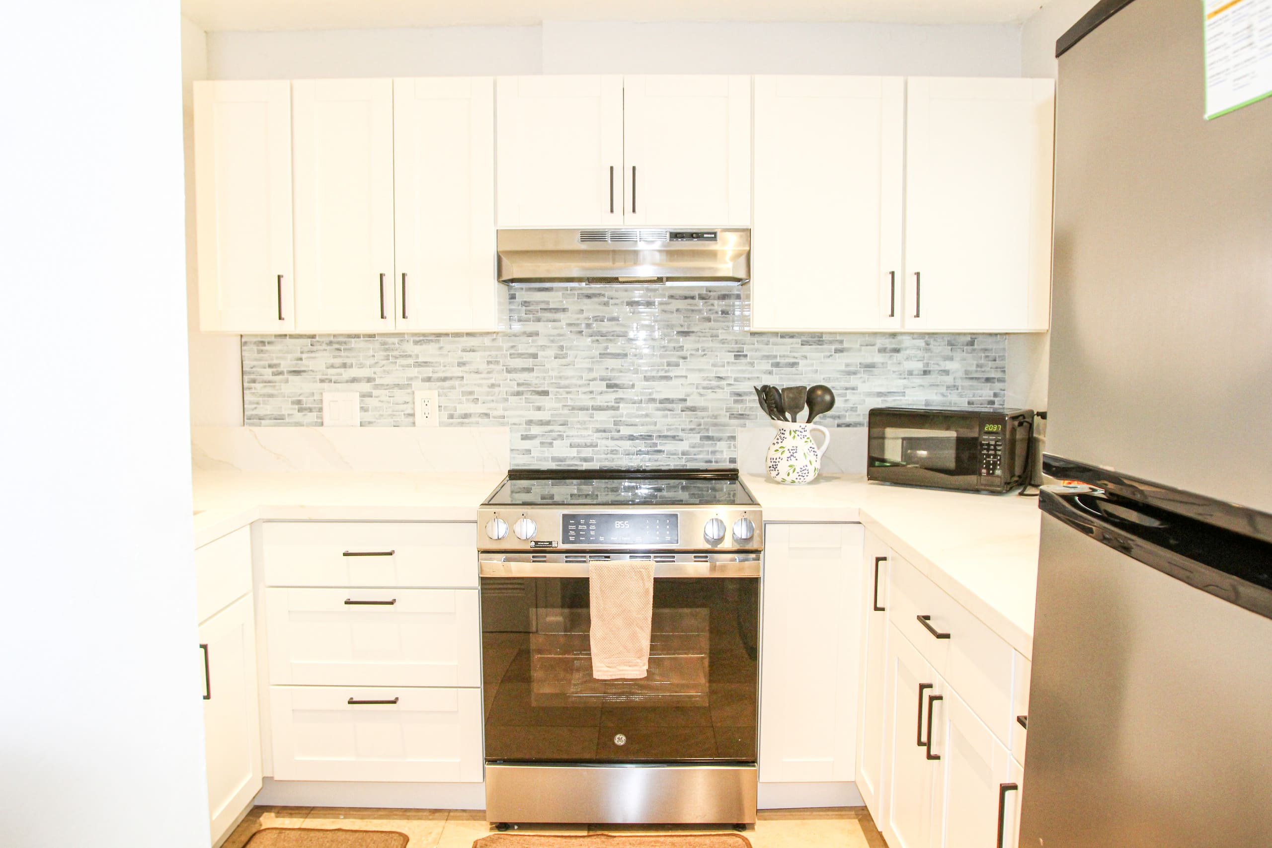 Condo in Kailua-Kona · ★4.48 · 2 bedrooms · 4 beds · 2 private baths - Image 10