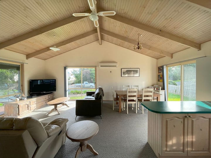 Marine Escape - Wonthaggi