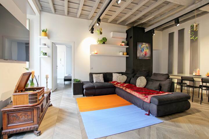 The evening of miracles gallery image 3