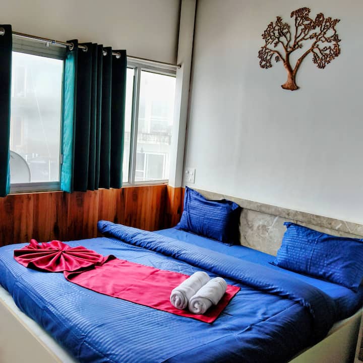 Mountain View Room 201- Landour & Clock Tower View - Mussoorie