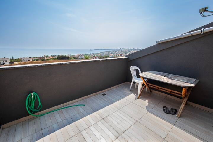 Deniz Manzaralı Tripleks 7+1 Villa gallery image 4