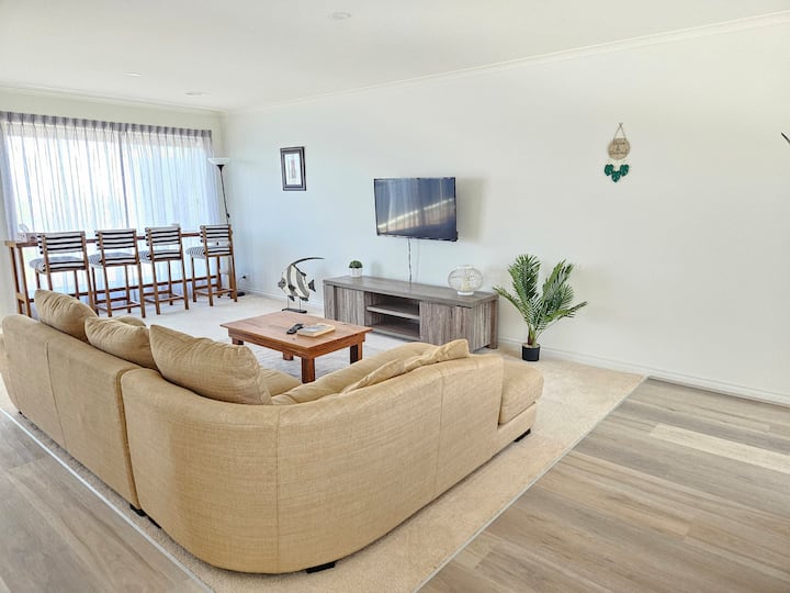 2/6 Germein Ct 
Panayil Beachhouse ! - Port Macdonnell