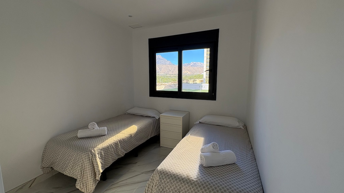 غرفة النوم 2