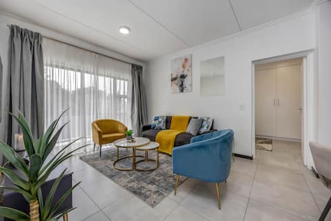2Bed •2Bath •PowerBackup •Padel Court •Fourways