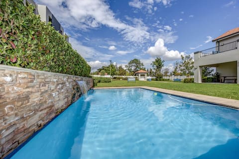 2Bed •2Bath •PowerBackup •Padel Court •Fourways