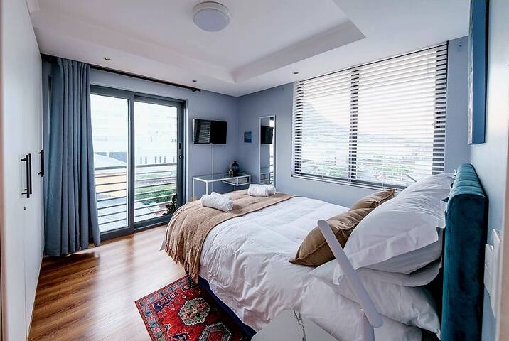 The Southern Sun Muizenberg Your One Stop Hot Spot gallery image 3