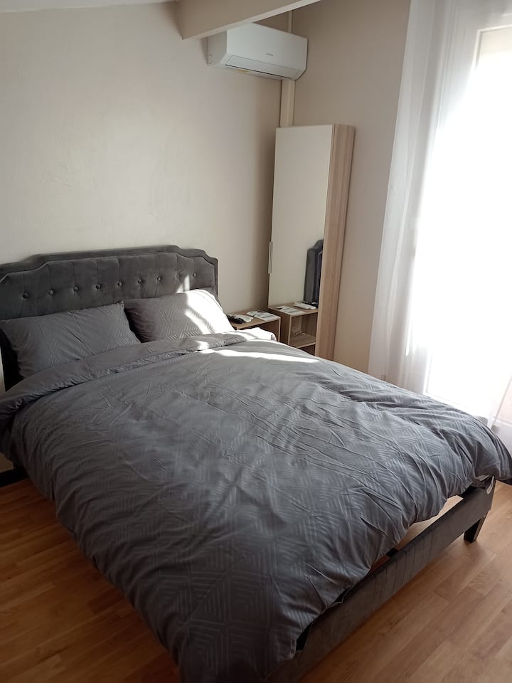 საძინებელი 2