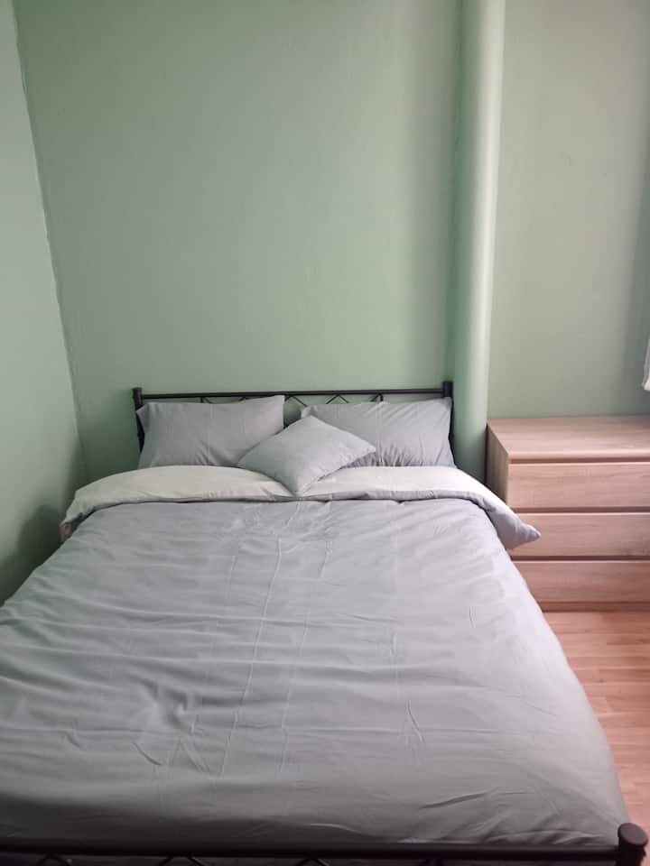 საძინებელი 1