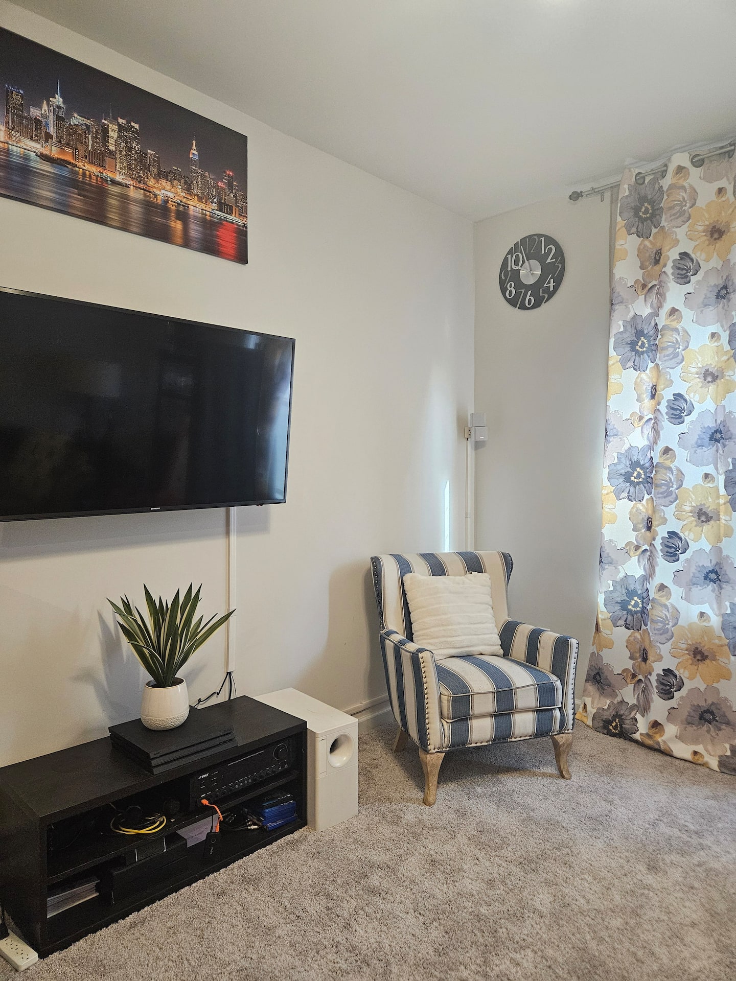 Buford Cozy Room Near Raceway/Hospital/Mall of GA