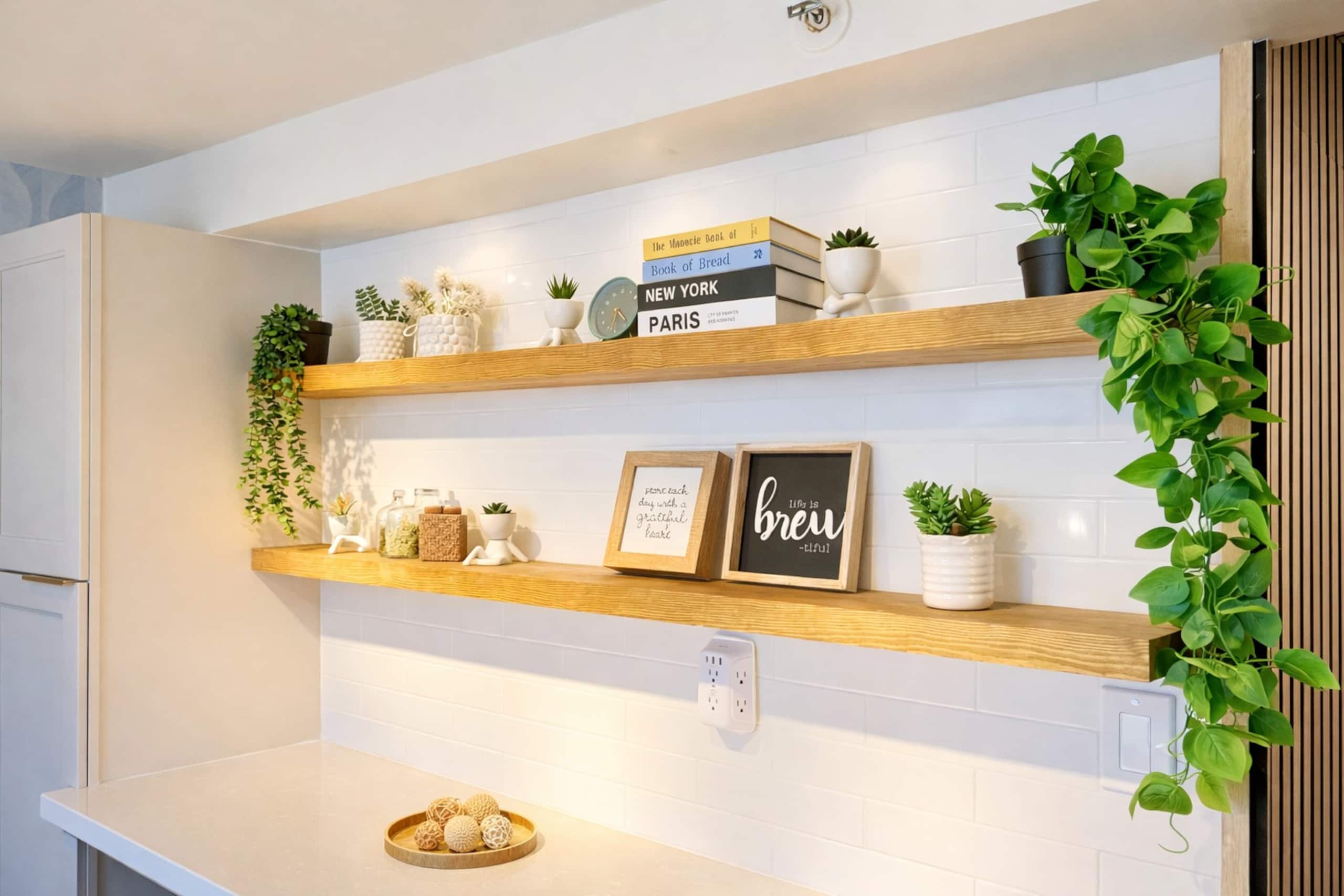 Urban Chic Meets Island Serenity in Waikiki - Image 19