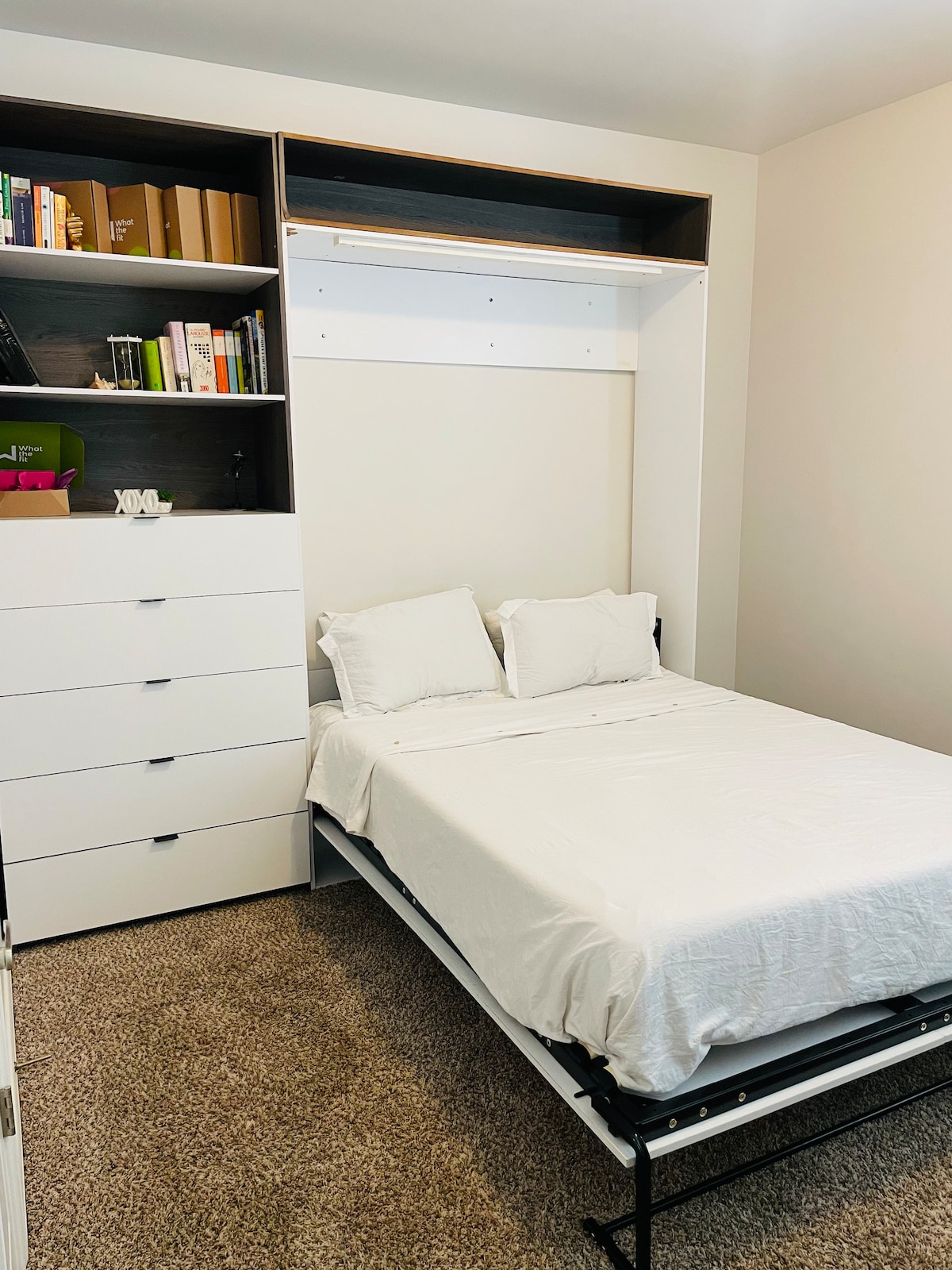 Марфиев кревет кој може да го тргнете и да го користите просторот за вежбање, учење или работа 