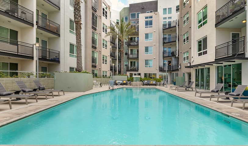 West Hollywood Penthouse Luxury Loft Paradise