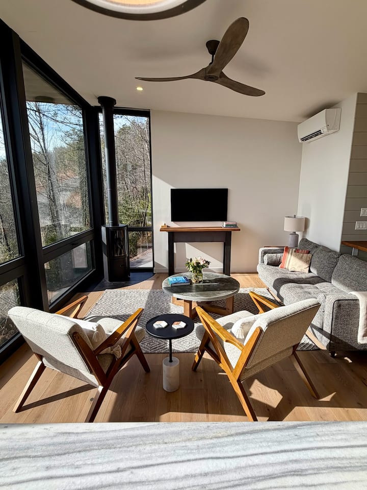 The Dogwoods Upper at Vineyard Gap - Houses for Rent in Mills