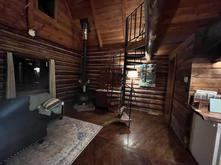 Logger Cabin - Washington