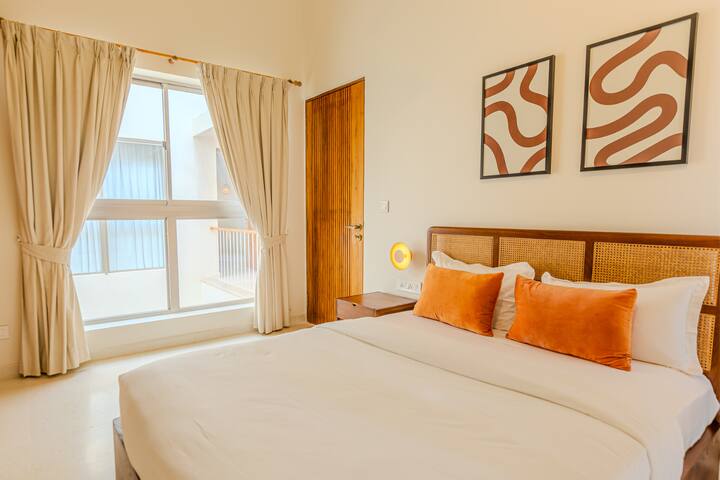 Bedroom 3 image 2