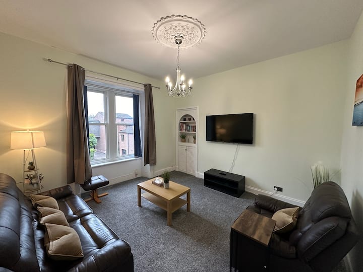 Chic West End One Bedroom Apartment - Dundee