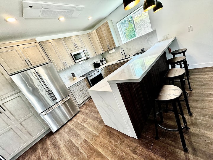 Newly Built 2 Bedrooms / 1,5 Bathrooms Cottage - Hacienda Heights, CA