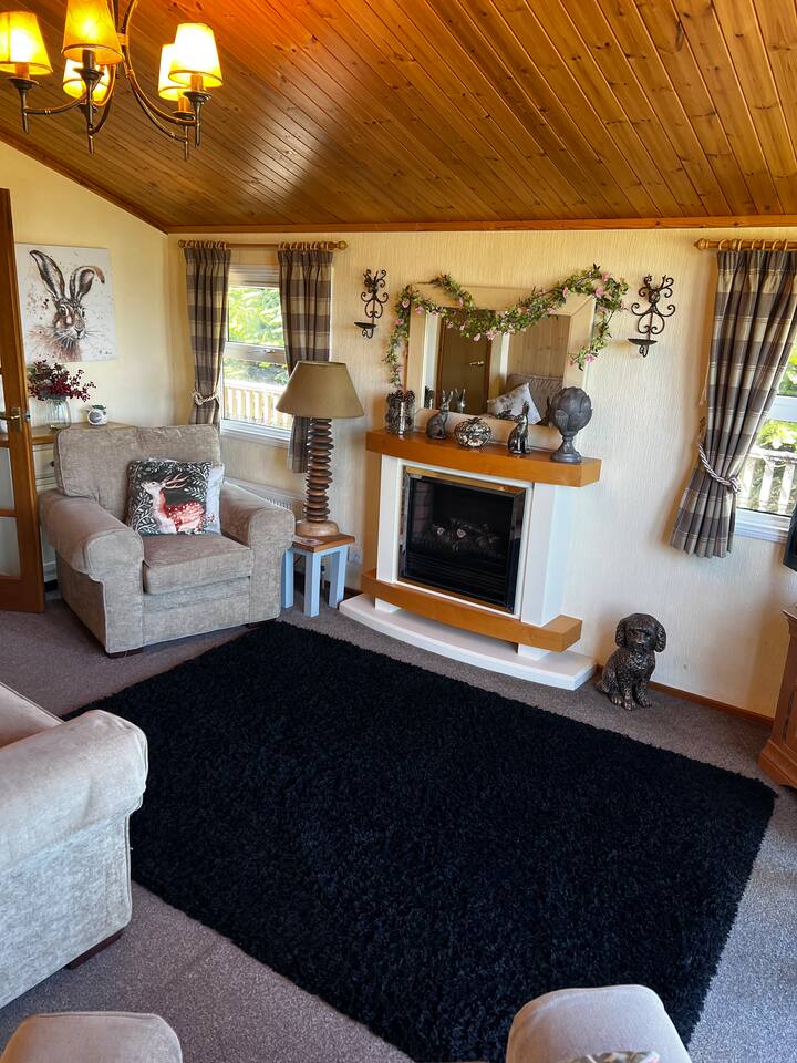 Bray Lodge - Leominster