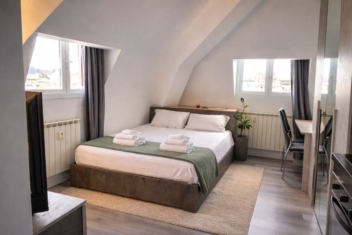 Luminoso Loft Moderno In Zona Crocetta - Milán