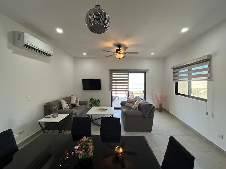 Modern Condo W/ Ocean View &&nbsp;Pool - Cabo San Lucas