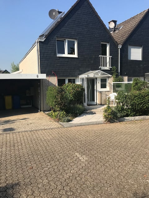 House near Cologne with 3 bedrooms and garden