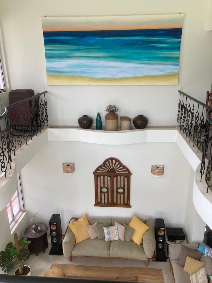 Living room image 8