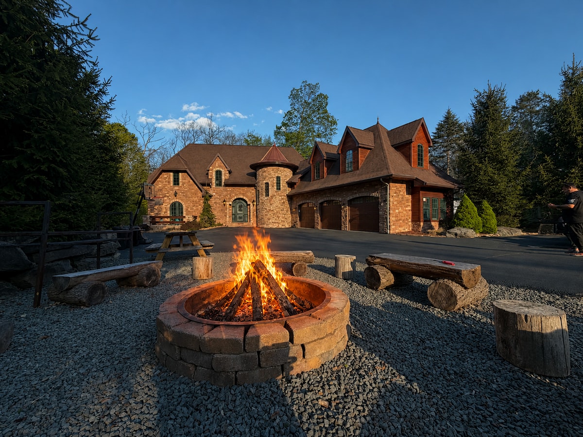 Luxury Four-Season Lake Wallenpaupack - Lake Front - Houses for