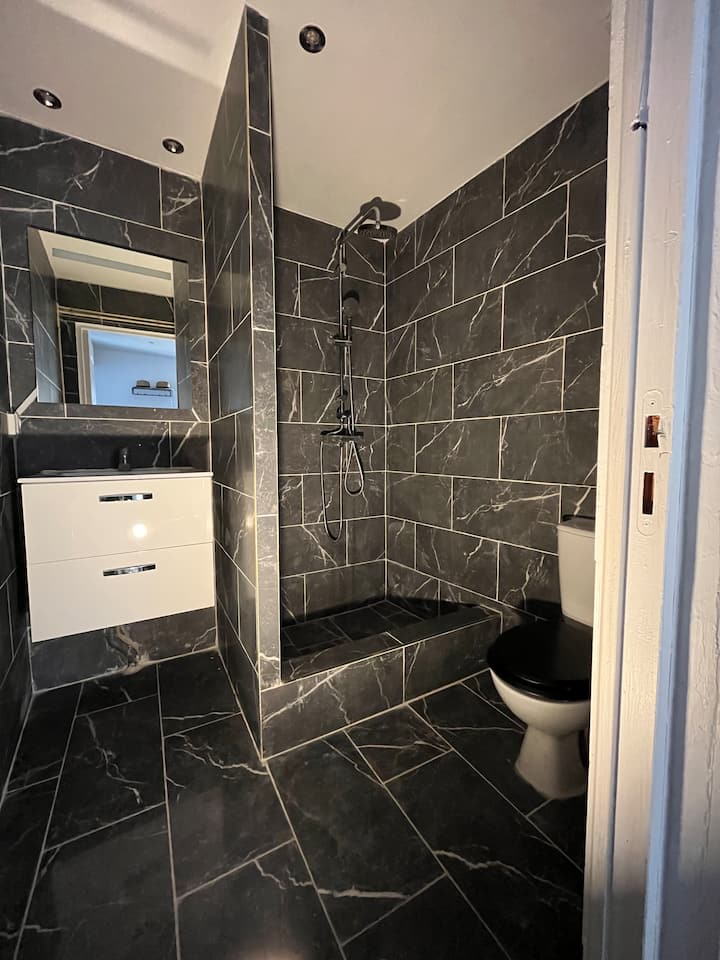 Appartement T2 En Centre-ville - Nîmes