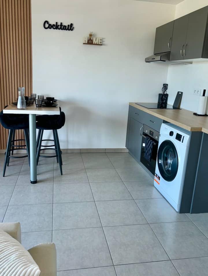 Appartement Moderne Avec Terrasse • Vue Dégagée - L'Isle-d'Abeau