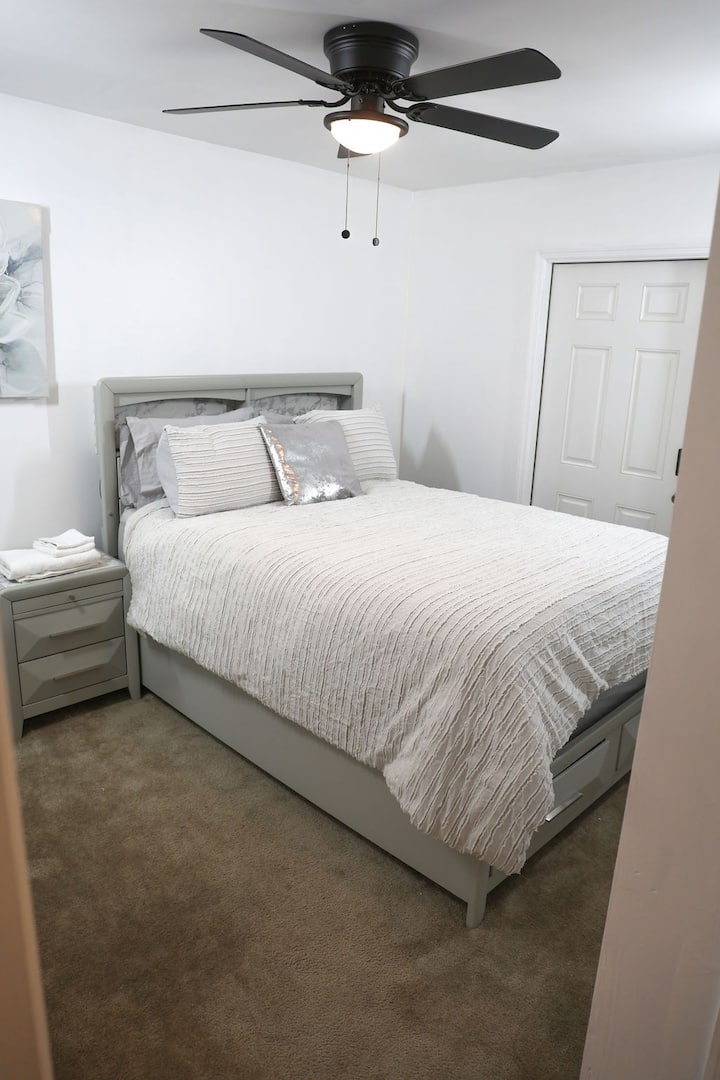 غرفة النوم 1