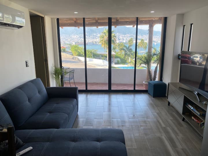 Bonito Departemento Con Terraza Y Vista Al Mar. - Acapulco