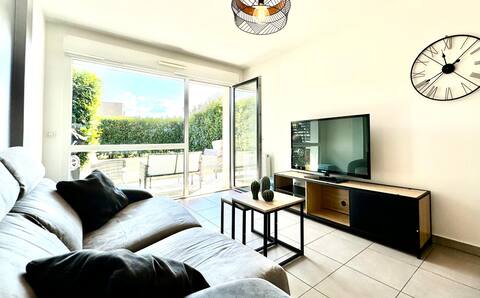 Equipped and Functional - Quiet residence