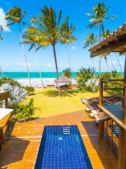 House on the sand with 5 suites and private pool