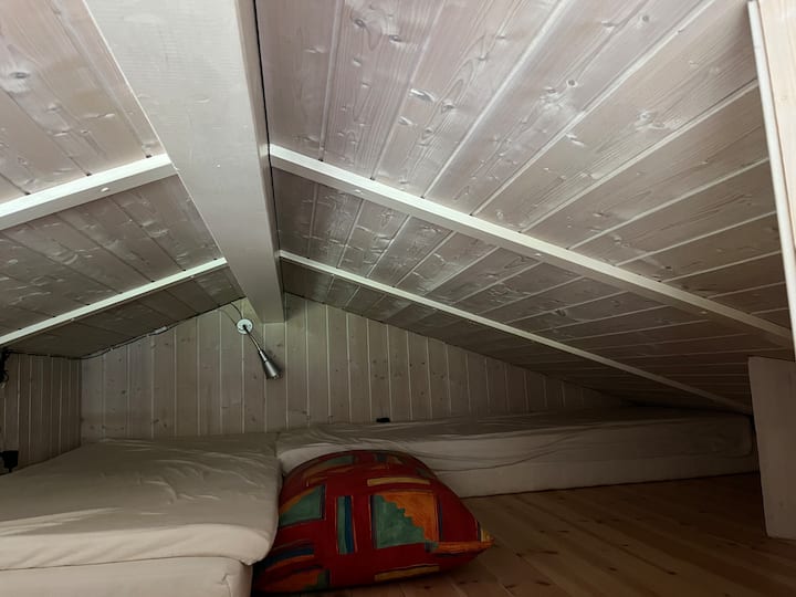 საძინებელი 4