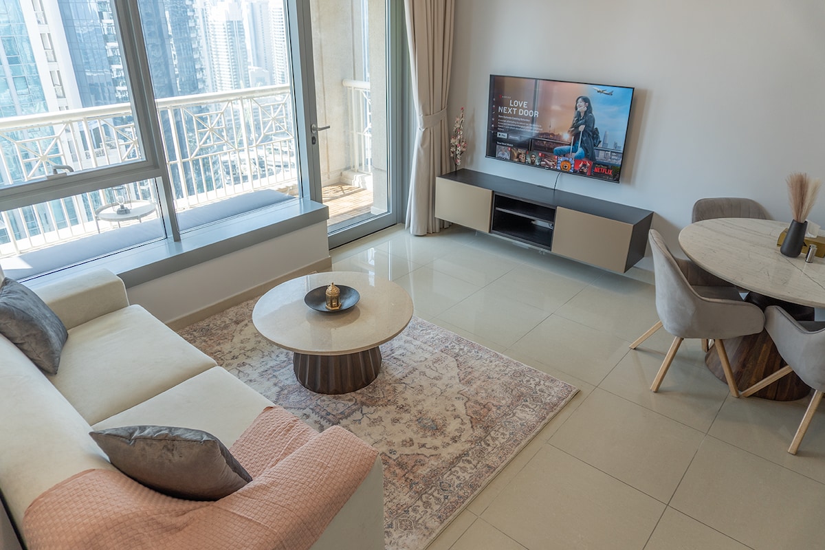 1 Bedroom Furnished Apartment with Full Burj Khalifa View 3