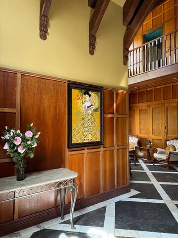 Heart of a lion-French Chateau gallery image 5