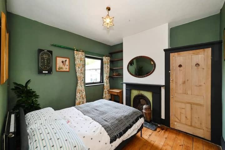 საძინებელი 1