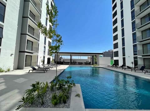 Departamento Lujo frente a TSM. 
Floor 9