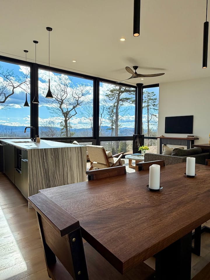 The Dogwoods Lower at Vineyard Gap - Houses for Rent in Mills