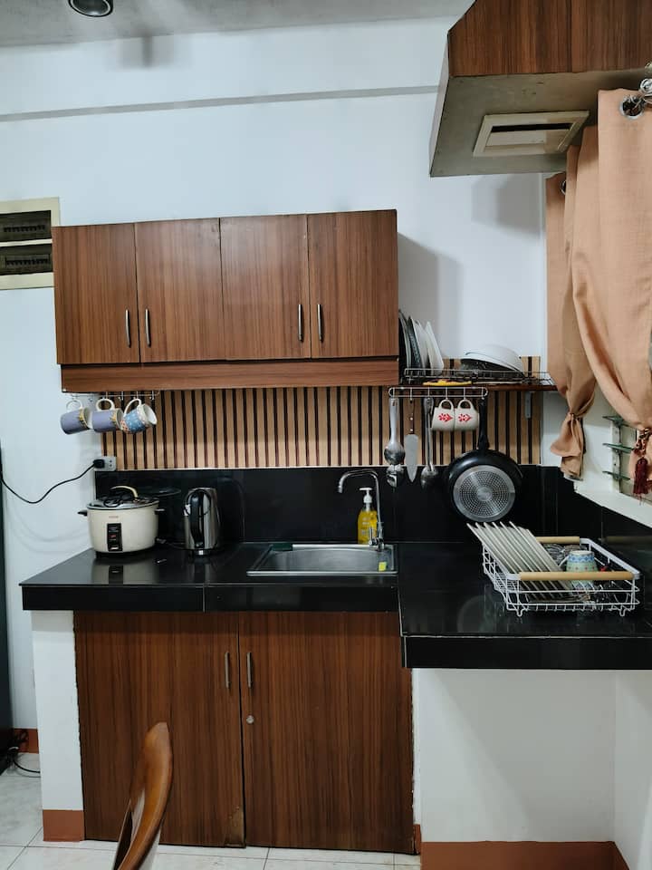 Trinch Apt L4 Near Beach & Shops - Olongapo