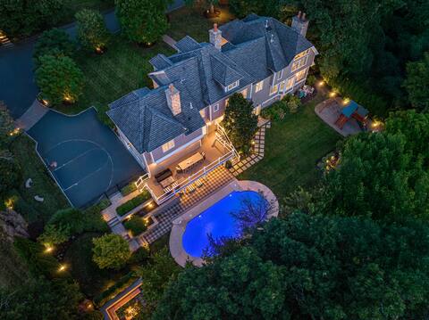 Estate: Ultra High-End Luxury Mansion near NYC