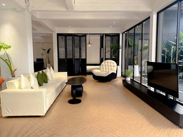 曼谷市中心素坤逸四卧别墅，牛仔街附近，双层别墅不怕地震，周围无高楼 gallery image 4