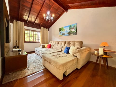 House with a Heated Spa, Leisure Area and XBOX