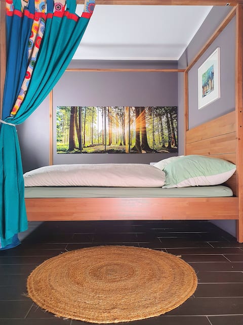 Basement in-law in a quiet location