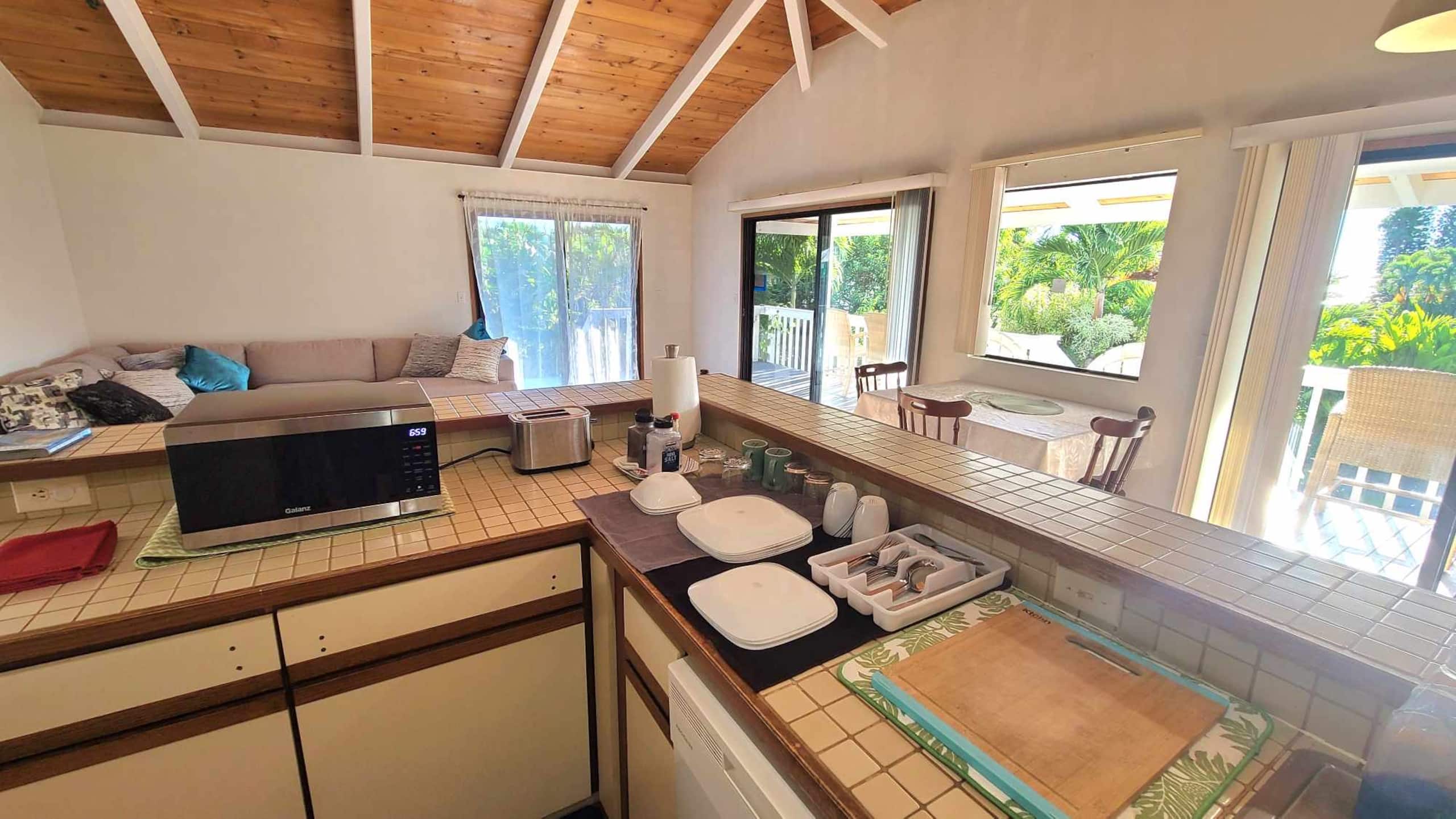 Home in Kailua-Kona · ★4.92 · 1 bedroom · 1 bed · 1 private bath - Image 3