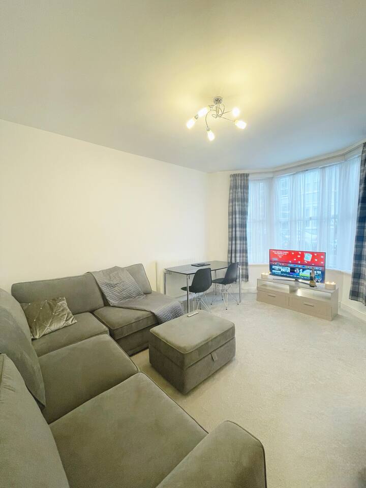 მისაღები ოთახი