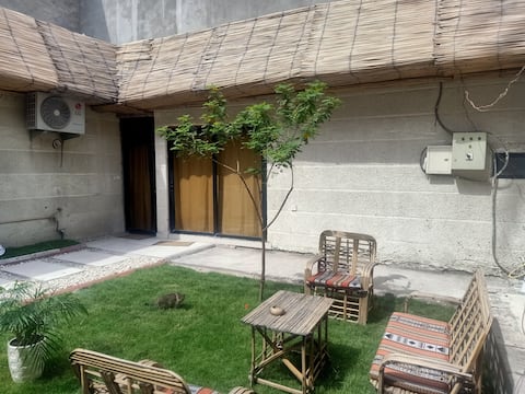 Live in the cottage on Princess Street